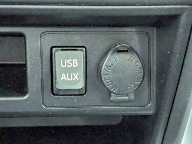 Used 2017 Toyota 4Runner SR5 Premium image 26