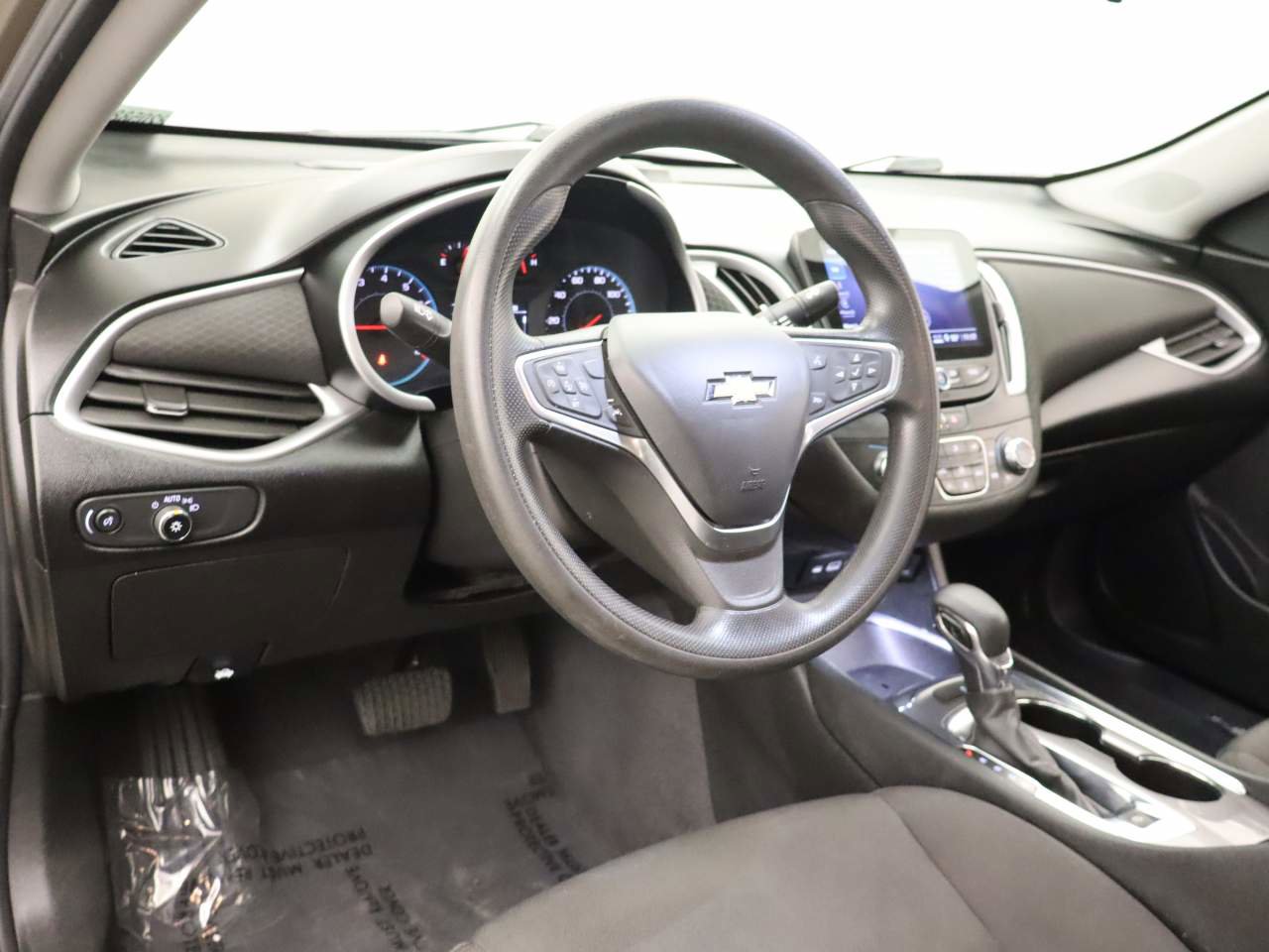 Used 2023 Chevrolet Malibu LT image 14