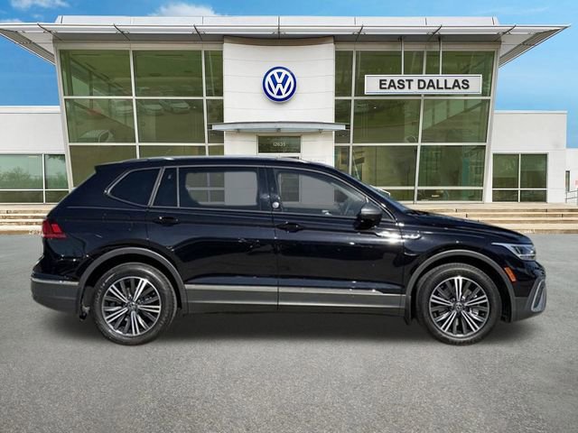 Used 2024 Volkswagen Tiguan Wolfsburg Edition image 2