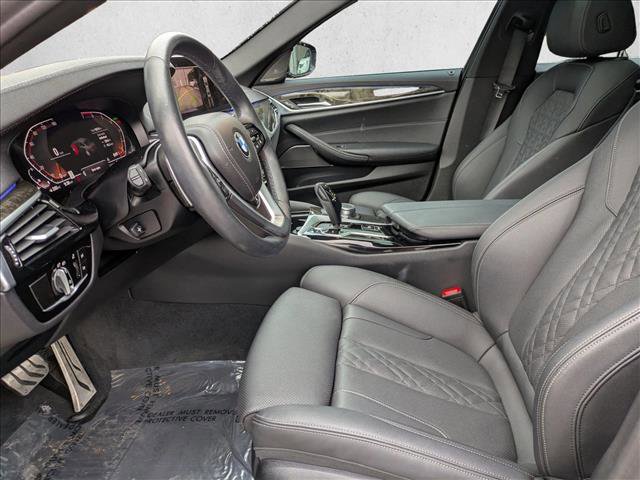 Used 2022 BMW 530i w/ Premium Package image 10