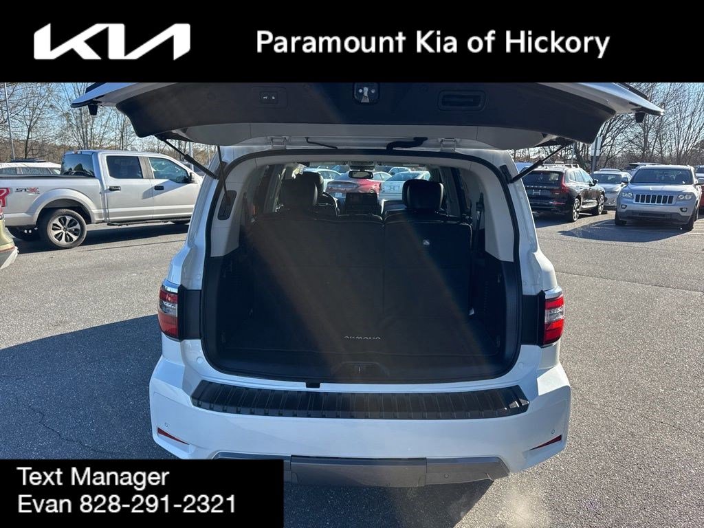 Used 2023 Nissan Armada SL image 9