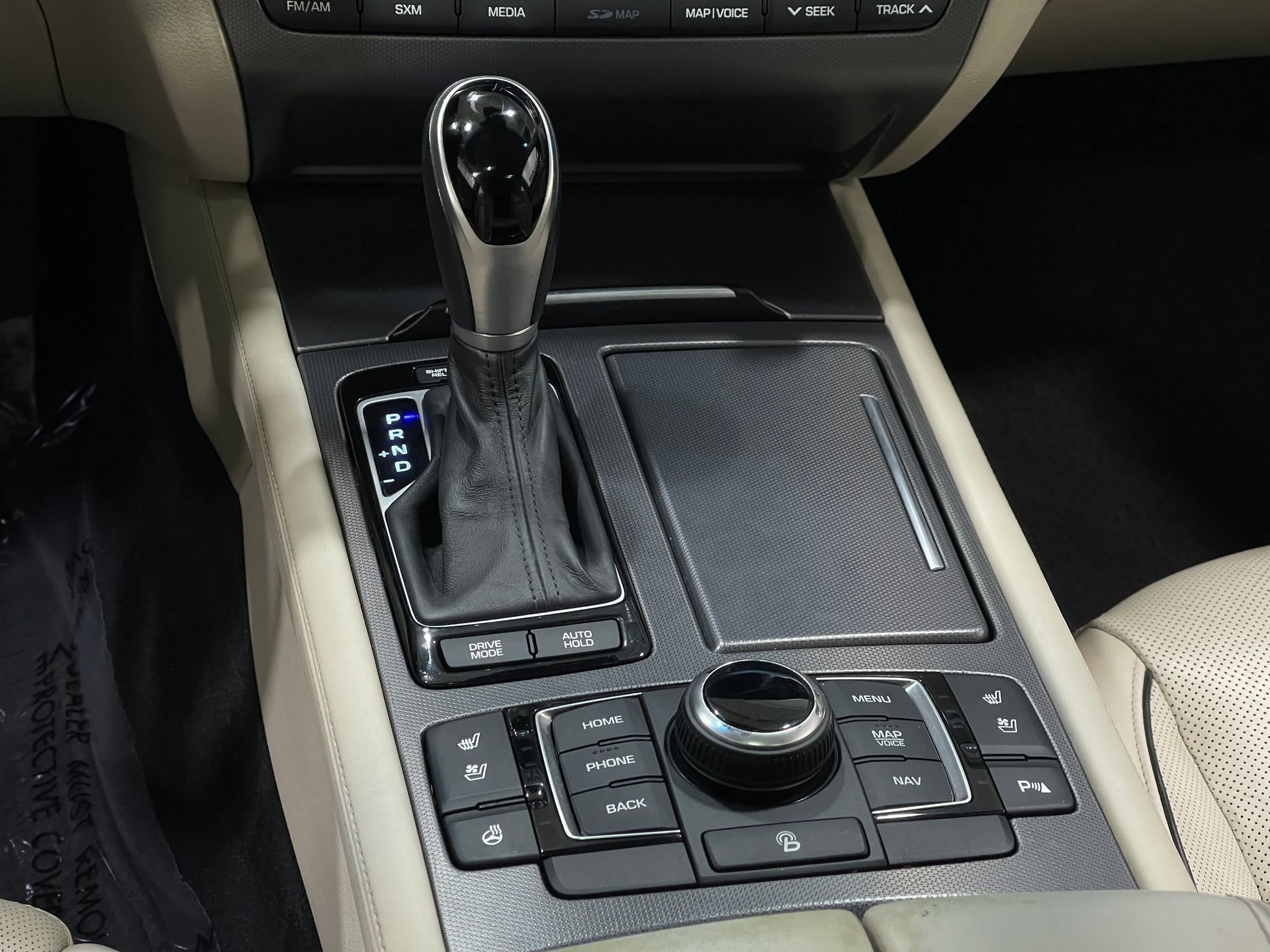 Used 2017 Genesis G80 3.8 w/ Option Group 03 image 29