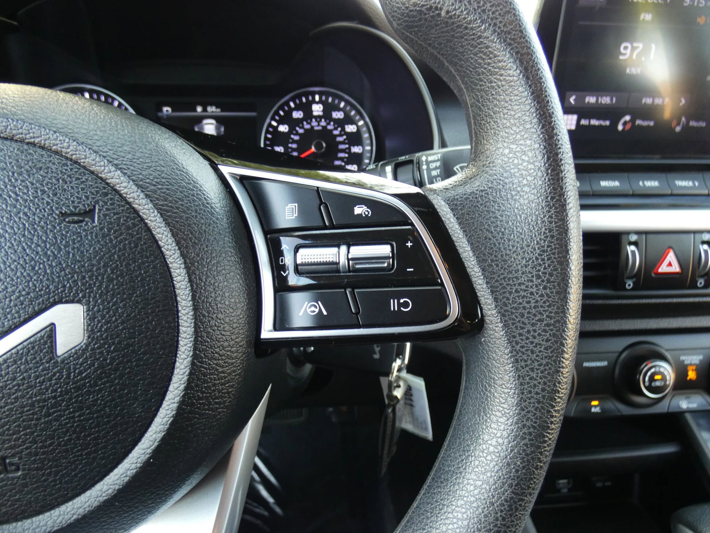 Used 2023 Kia Forte LXS image 64