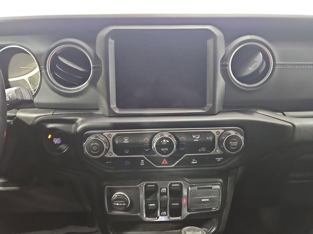 Used 2021 Jeep Wrangler Unlimited Sahara image 19