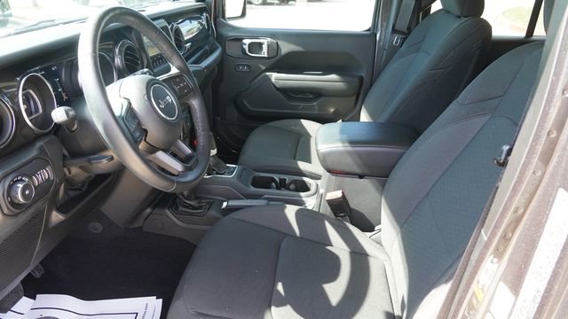 Used 2022 Jeep Wrangler Unlimited Sport image 18