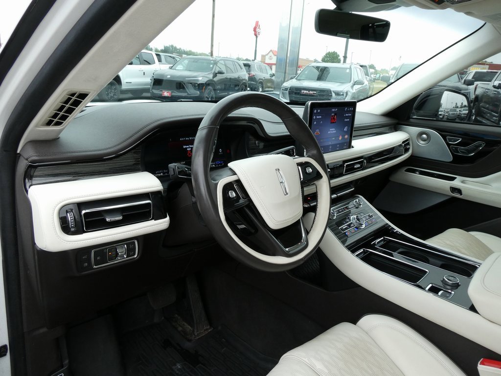 Used 2023 Lincoln Aviator Black Label Grand Touring w/ Class IV Trailer Tow Package image 27