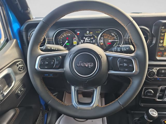 Used 2023 Jeep Wrangler Unlimited Sahara AWD/4WD image 13