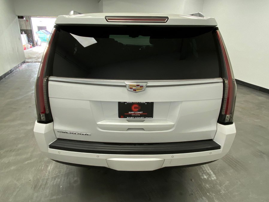 Used 2016 Cadillac Escalade ESV Premium image 5