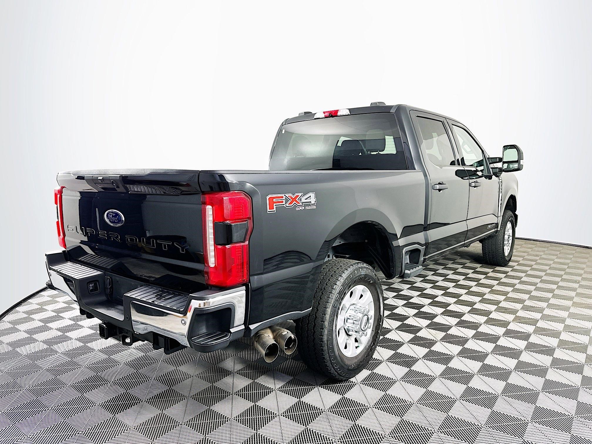Used 2024 Ford F350 XLT w/ 360-Degree Camera Package image 7