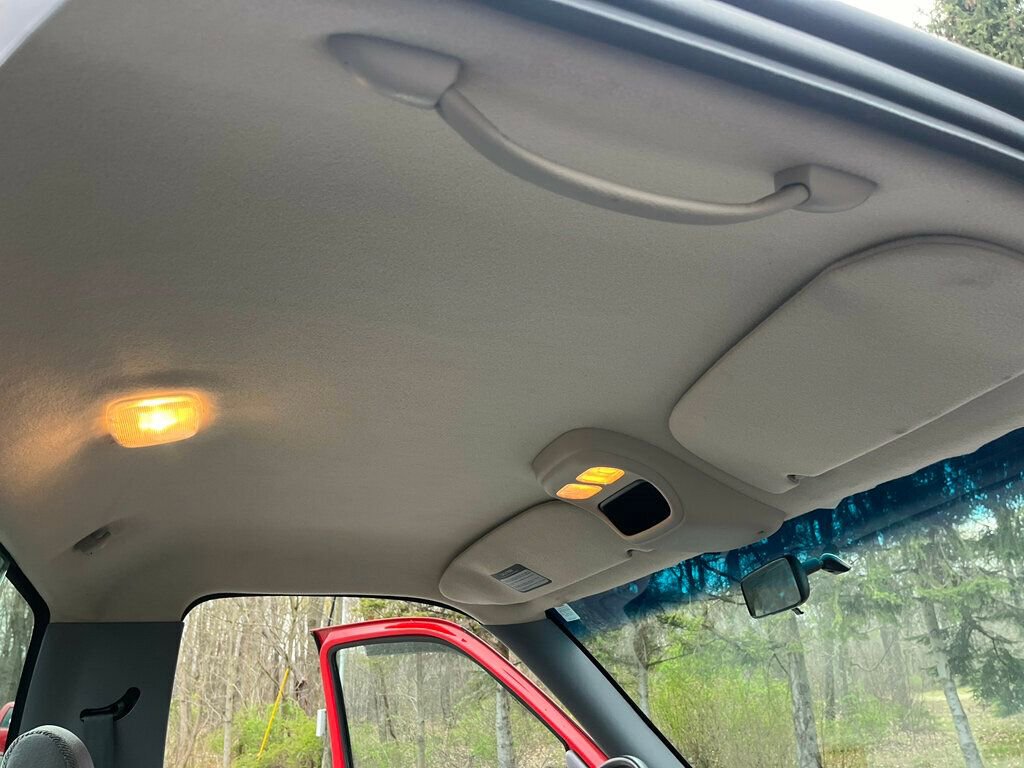 Used 1997 Dodge Ram 1500 Truck 4x4 Regular Cab image 33