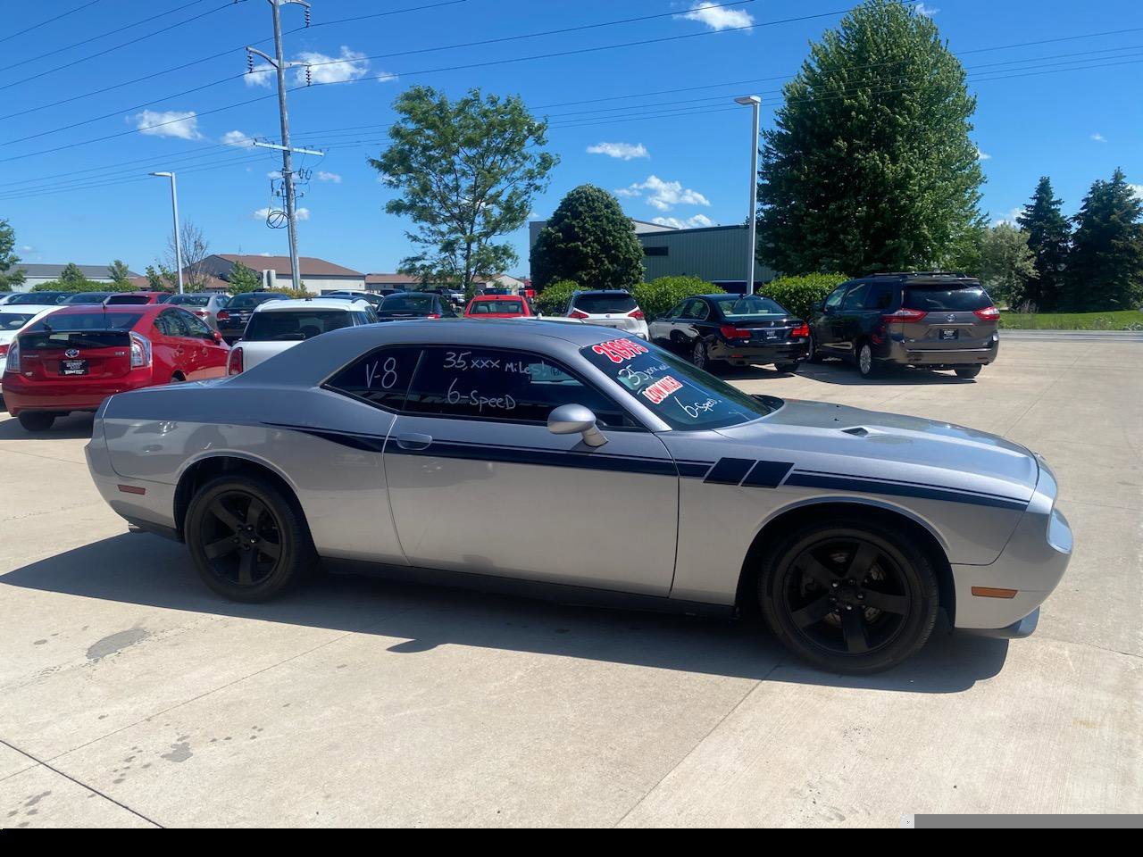 Used 2014 Dodge Challenger R/T Plus RWD image 2