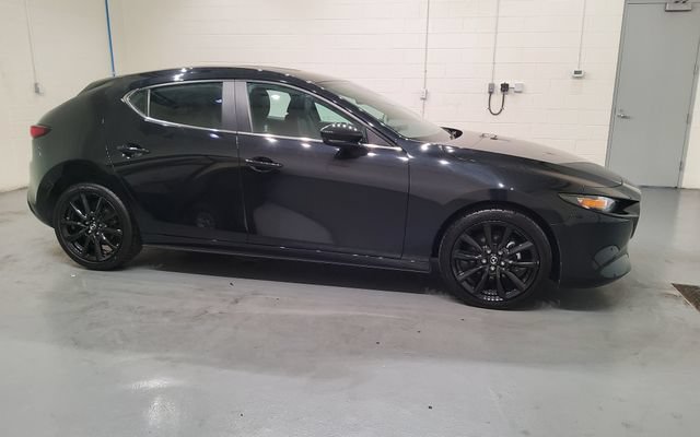 Used 2024 MAZDA MAZDA3 s FWD image 8