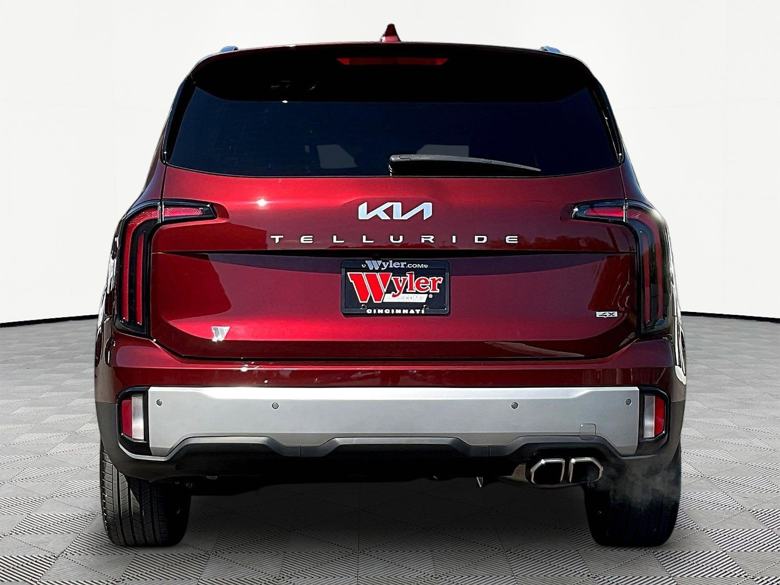 Used 2023 Kia Telluride EX w/ EX Captain's Chair Package AWD/4WD image 5