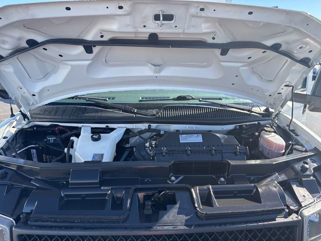 Used 2022 Chevrolet Express 3500 w/ Power Convenience Package image 28