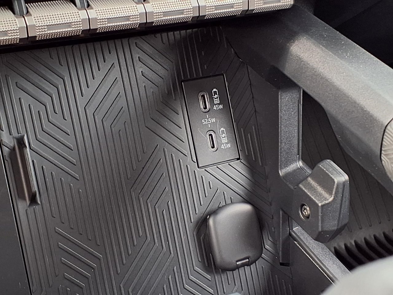 New 2026 Toyota Tacoma Limited AWD/4WD image 16