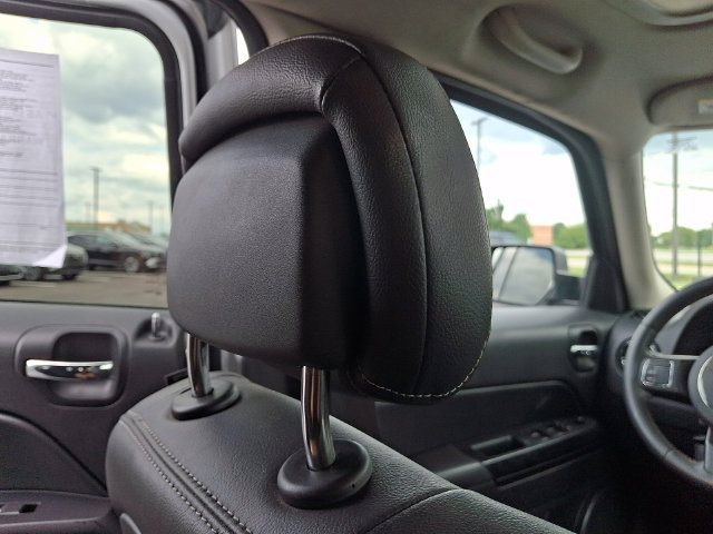 Used 2017 Jeep Patriot High Altitude AWD/4WD image 14