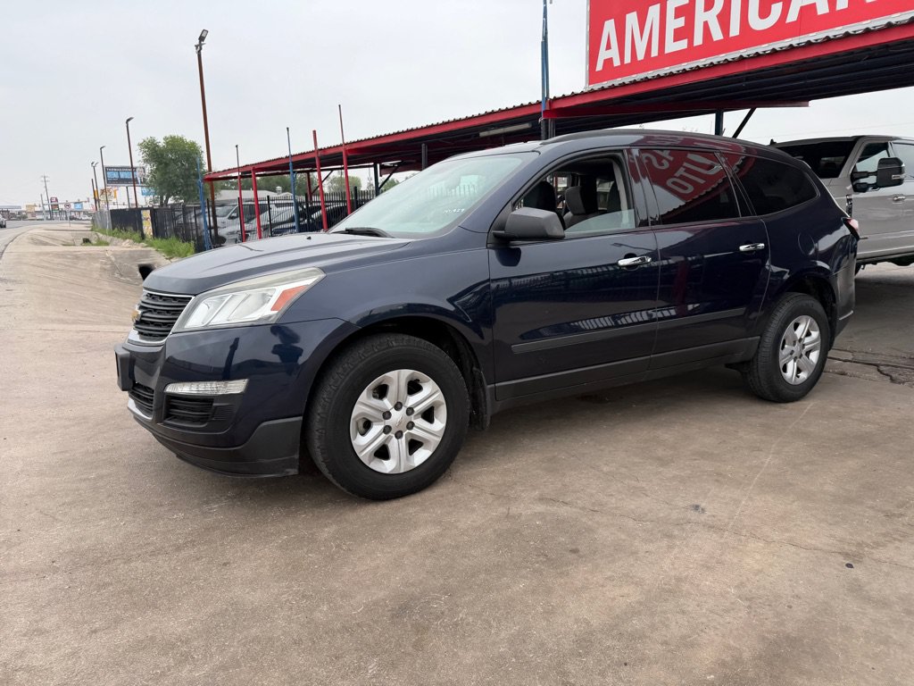 Used 2015 Chevrolet Traverse LS FWD image 1