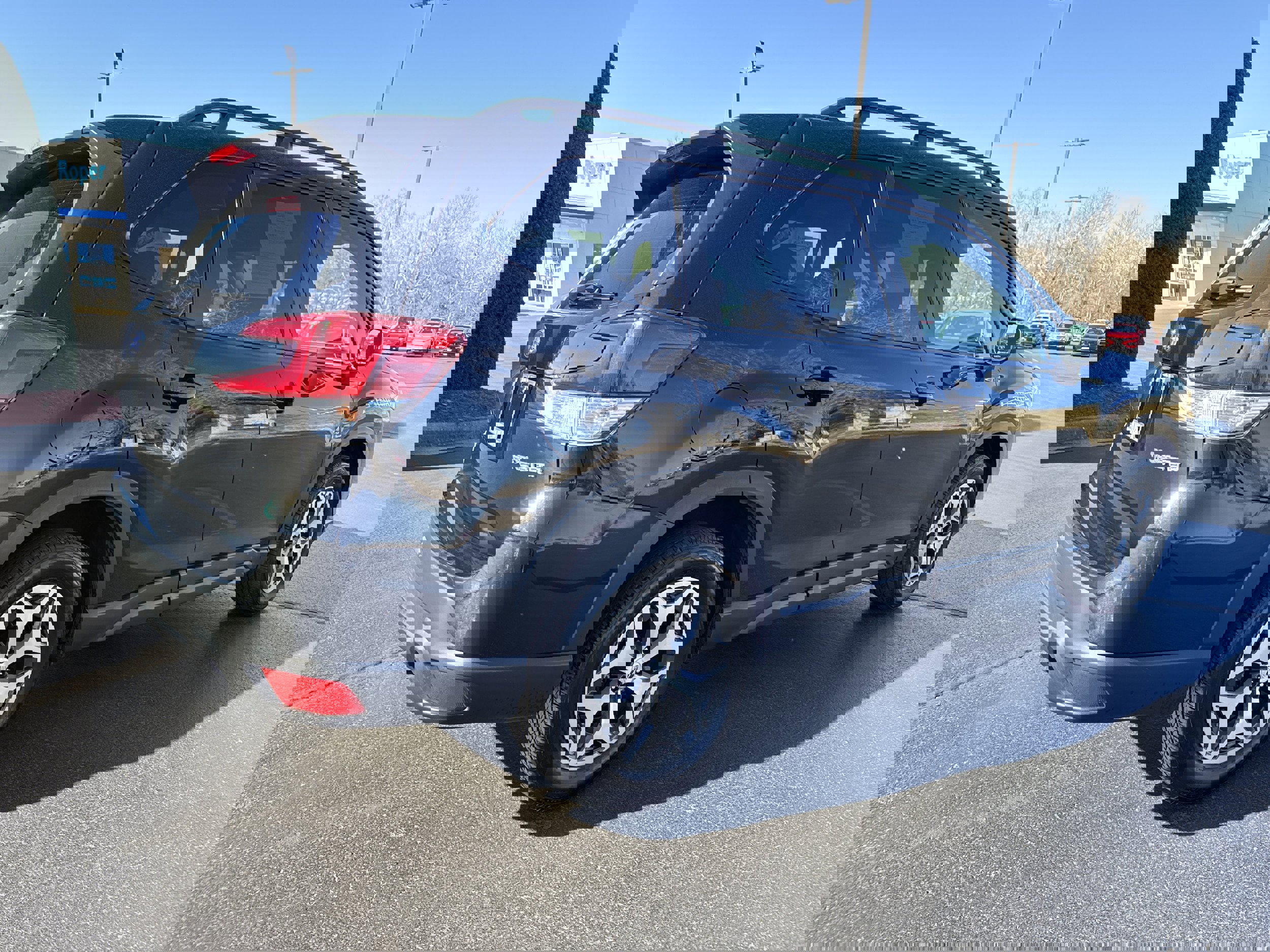 Used 2022 Subaru Forester Premium image 4