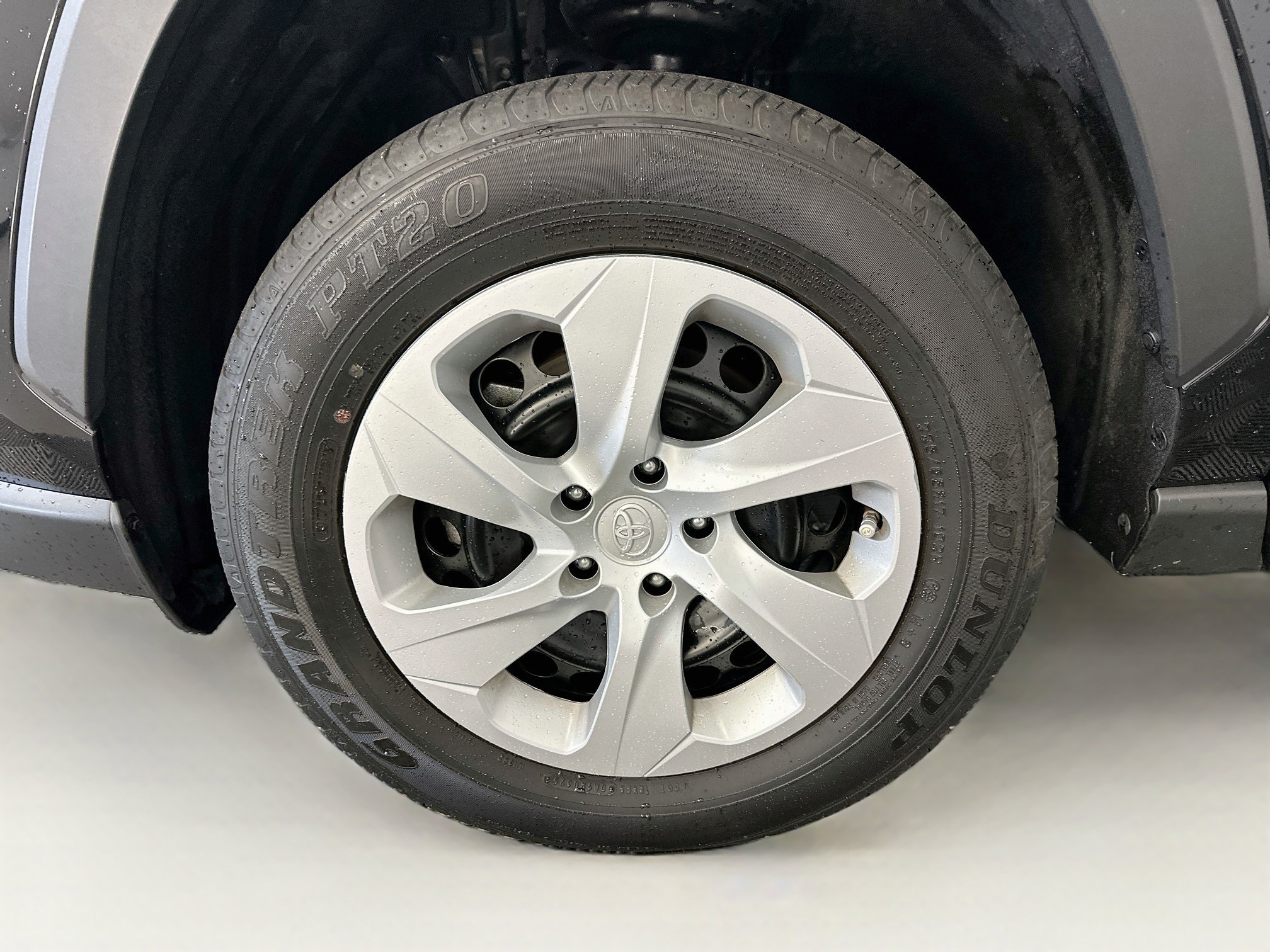 Used 2025 Toyota RAV4 LE AWD/4WD image 35