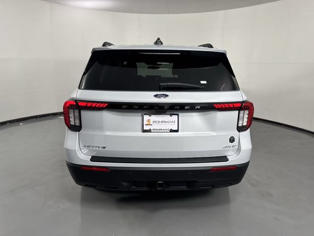 Used 2026 Ford Explorer Active AWD/4WD image 33