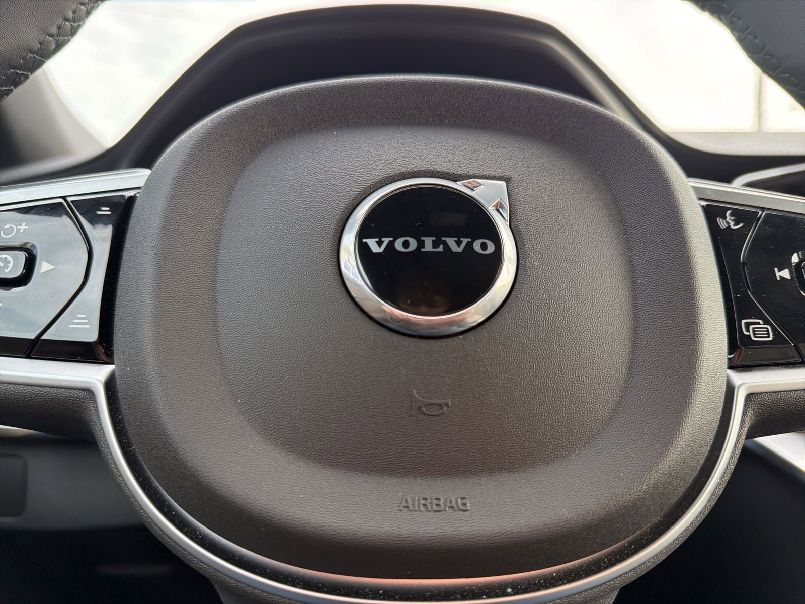 New 2026 Volvo XC90 B6 Core w/ Protection Package Premier image 63