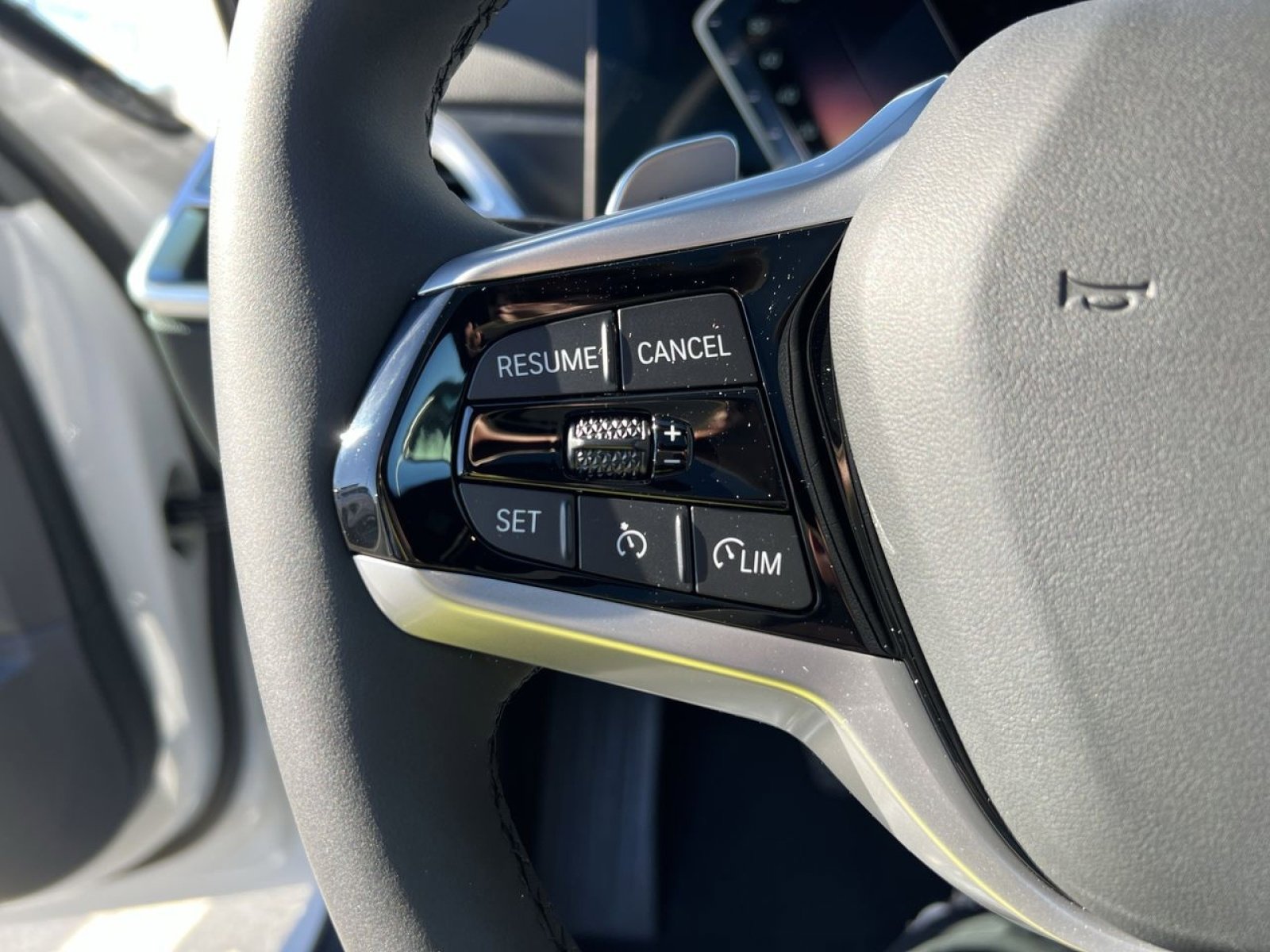 New 2026 BMW 330i xDrive Sedan w/ Convenience Package image 30