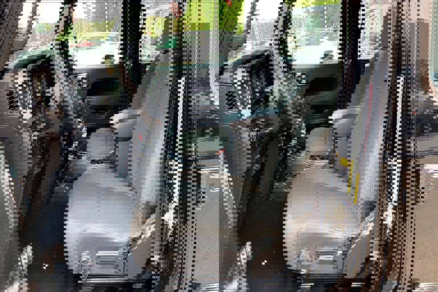 Used 2024 Jeep Gladiator Sport image 20