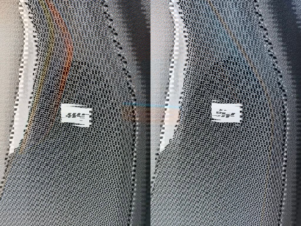 Used 2024 GMC Yukon XL SLT image 27