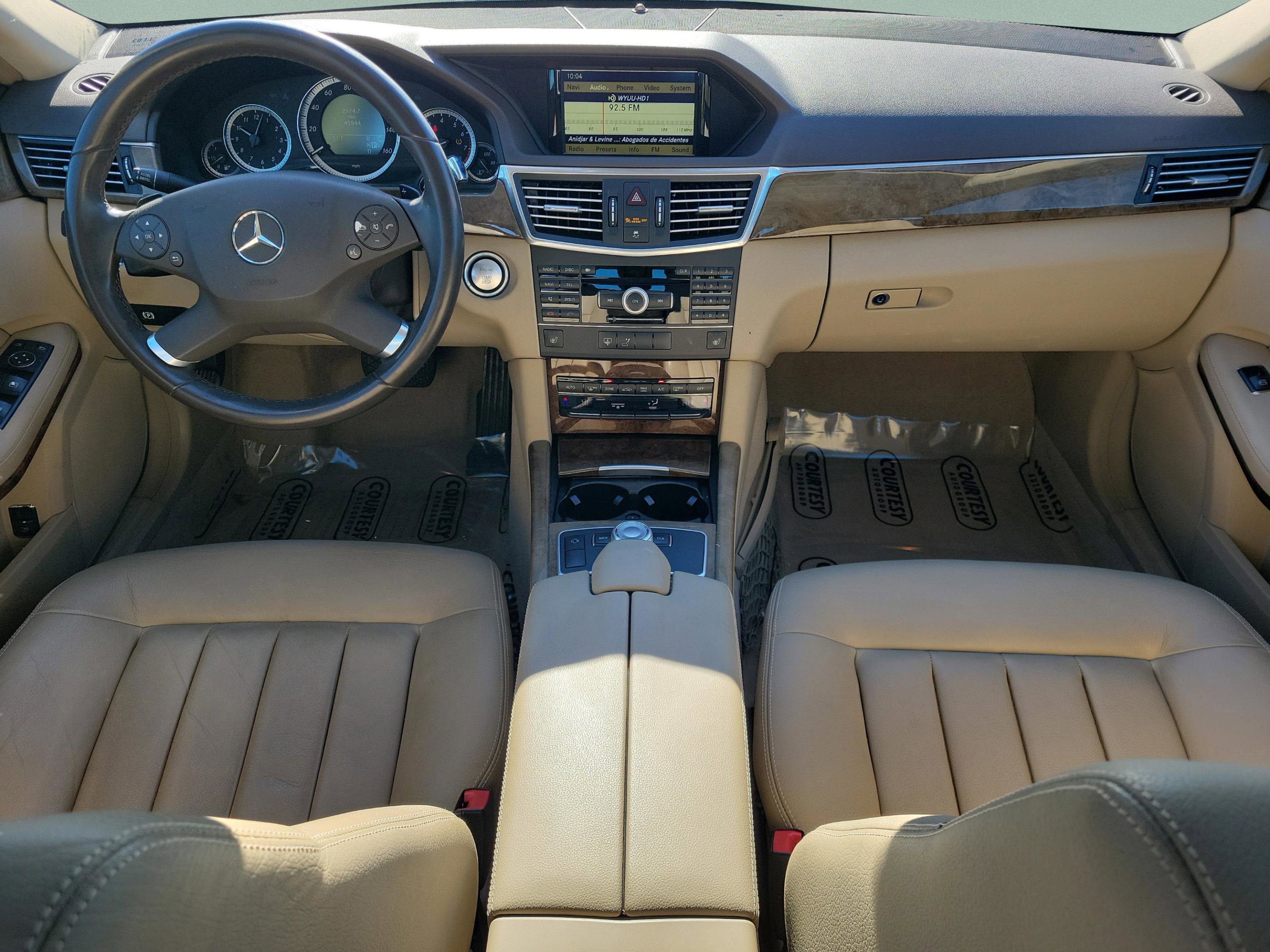 Used 2010 Mercedes-Benz E 350 4MATIC Sedan image 11