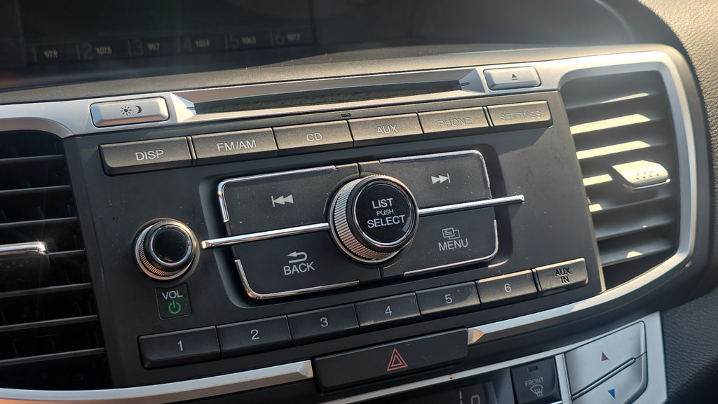 Used 2014 Honda Accord LX image 28