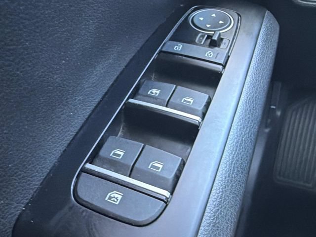 Used 2020 Kia Soul LX FWD image 18