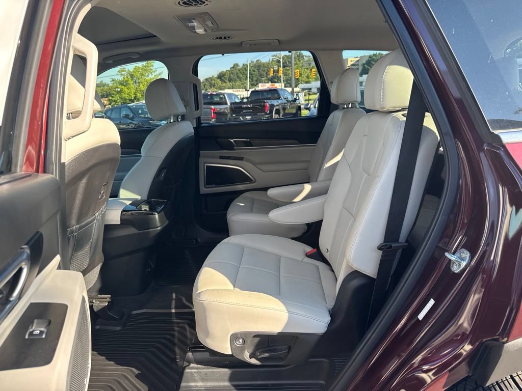 Used 2022 Kia Telluride EX w/ EX Premium Package FWD image 25