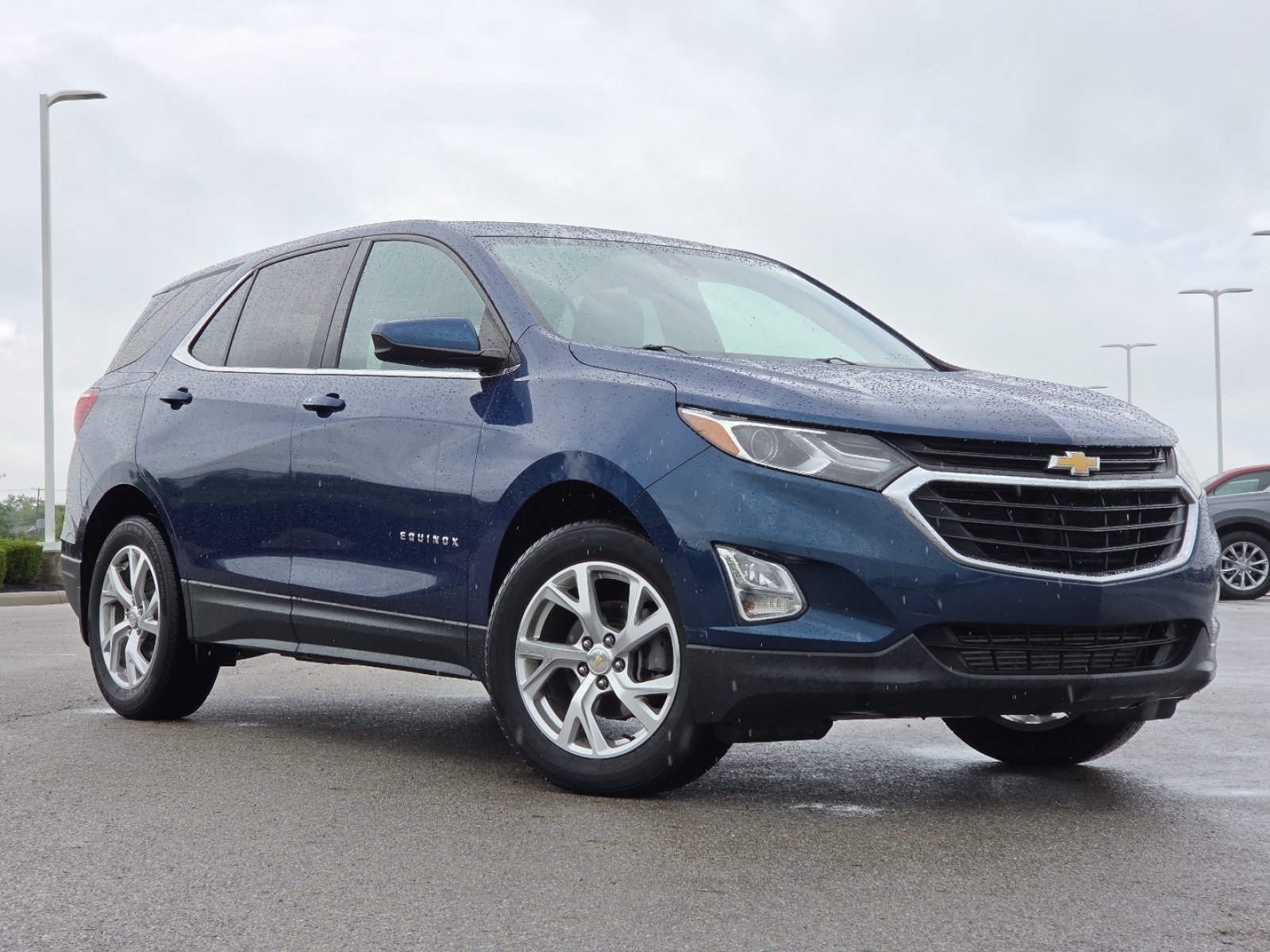 Used 2020 Chevrolet Equinox LT FWD image 2