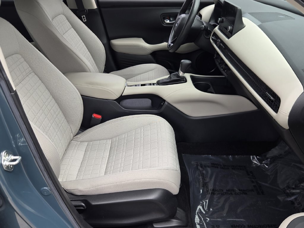 Certified 2024 Honda HR-V LX image 17