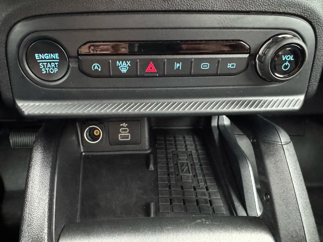 Used 2025 Ford Bronco Sport Badlands image 23