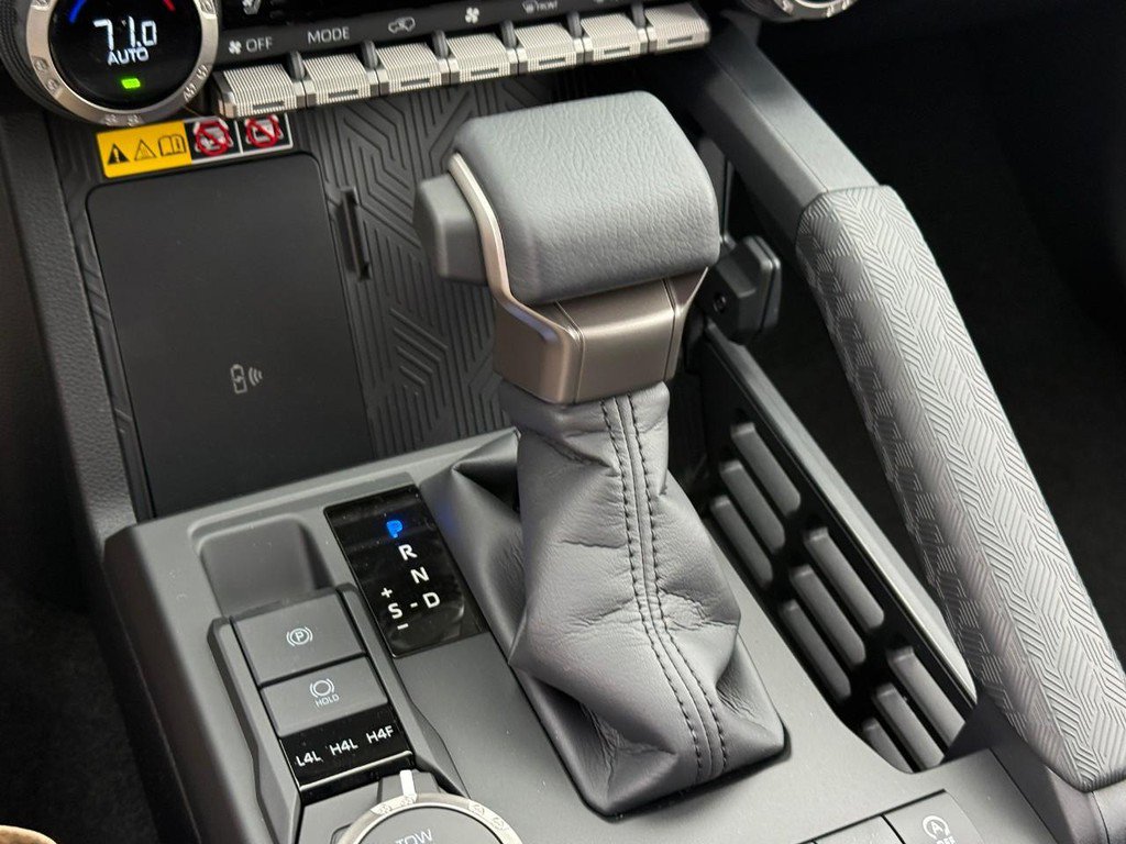New 2026 Toyota 4Runner Limited AWD/4WD image 18