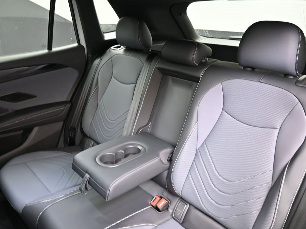 New 2026 Volkswagen Tiguan SE R-Line image 20