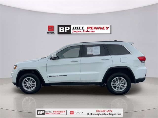 Used 2018 Jeep Grand Cherokee Laredo image 2