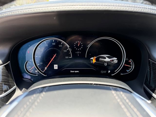 Used 2019 BMW 740i w/ Executive Package RWD image 25