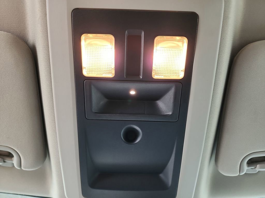 Used 2024 RAM 1500 Classic SLT AWD/4WD image 36