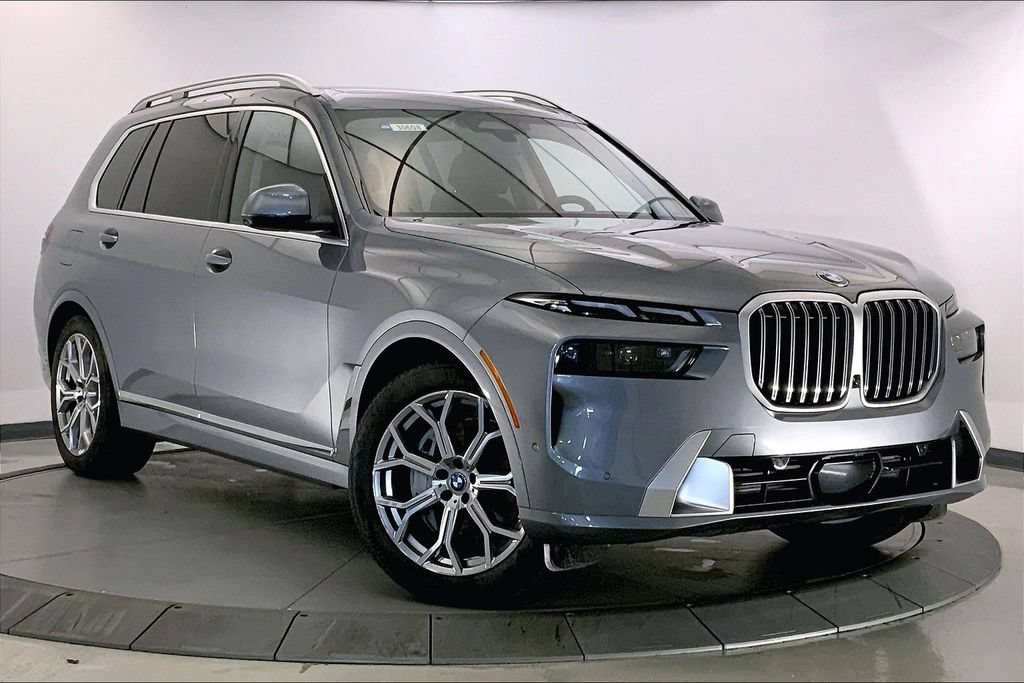 Certified 2026 BMW X7 xDrive40i AWD/4WD image 33