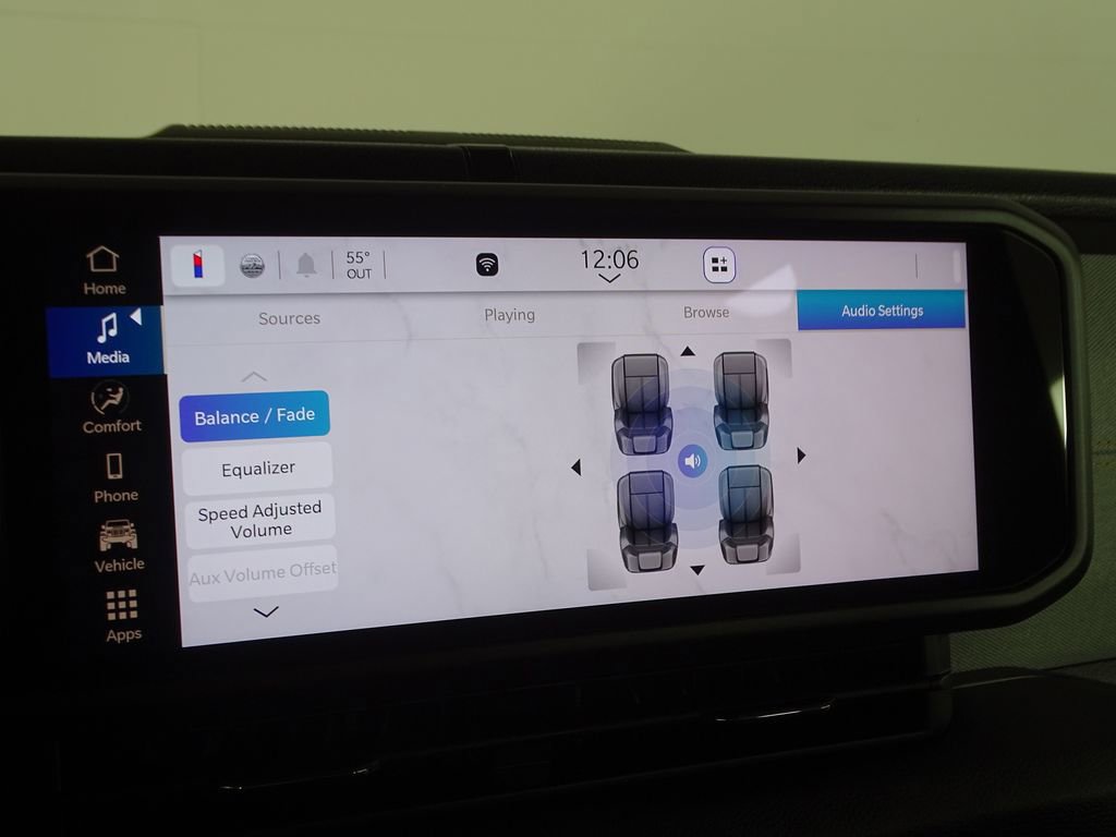 Used 2025 Jeep Gladiator Sport image 25