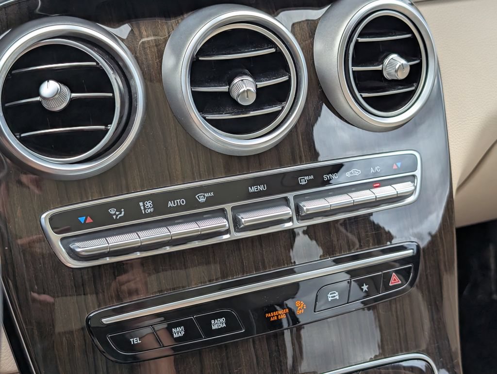 Certified 2020 Mercedes-Benz GLC 300 image 19