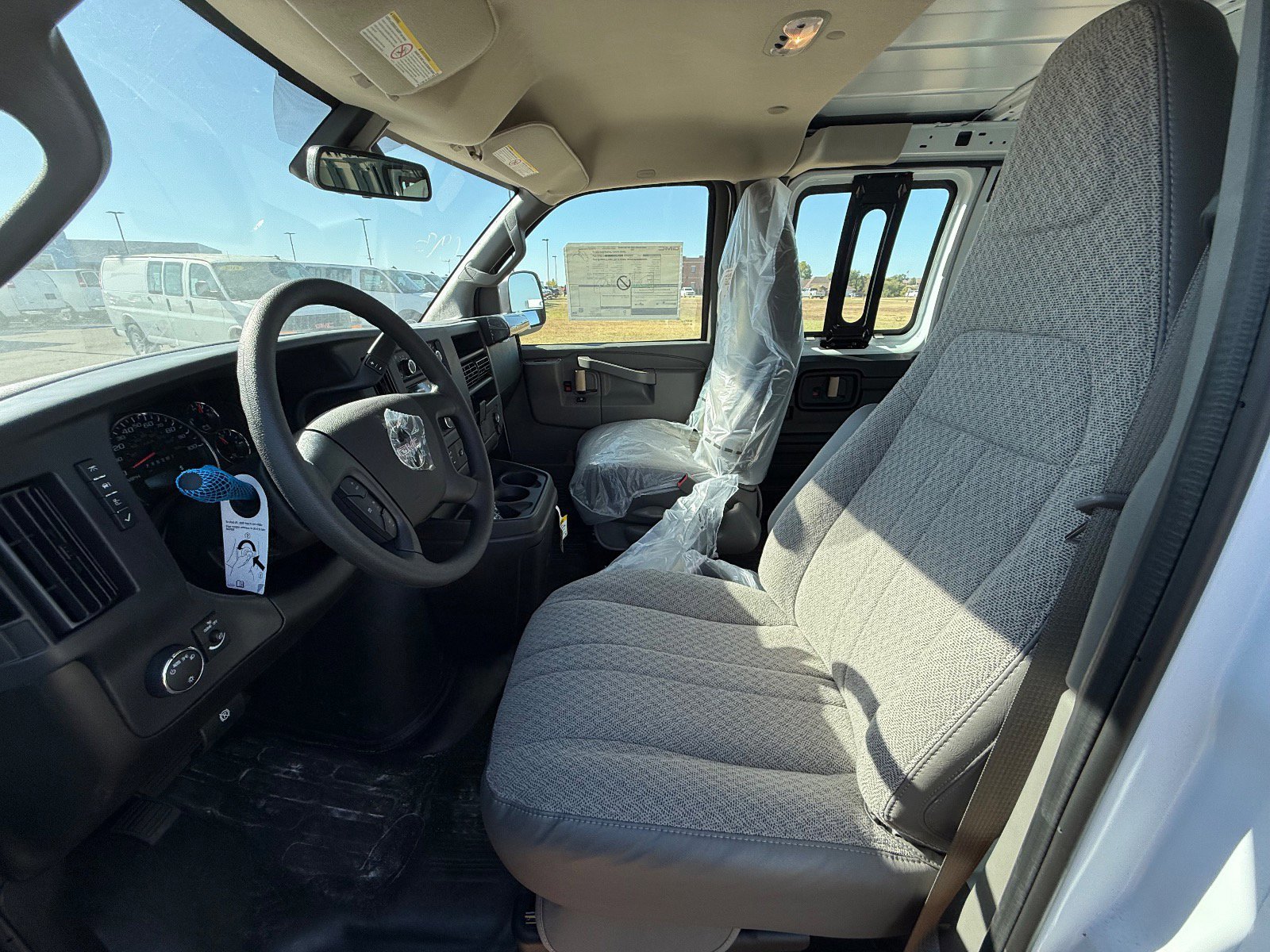 New 2025 GMC Savana 2500 Extended w/ Driver Convenience Package image 9