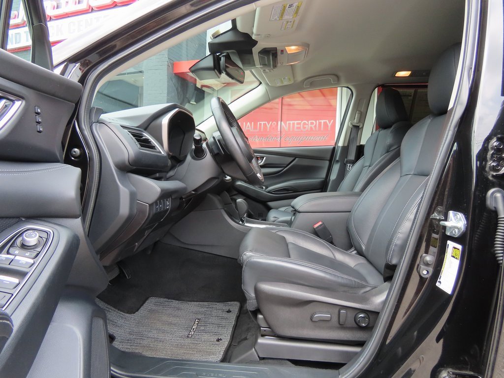Used 2023 Subaru Ascent Limited image 3