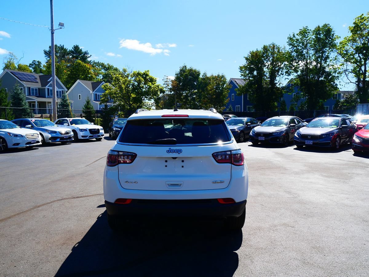 Used 2019 Jeep Compass Latitude w/ Popular Equipment Group AWD/4WD image 6