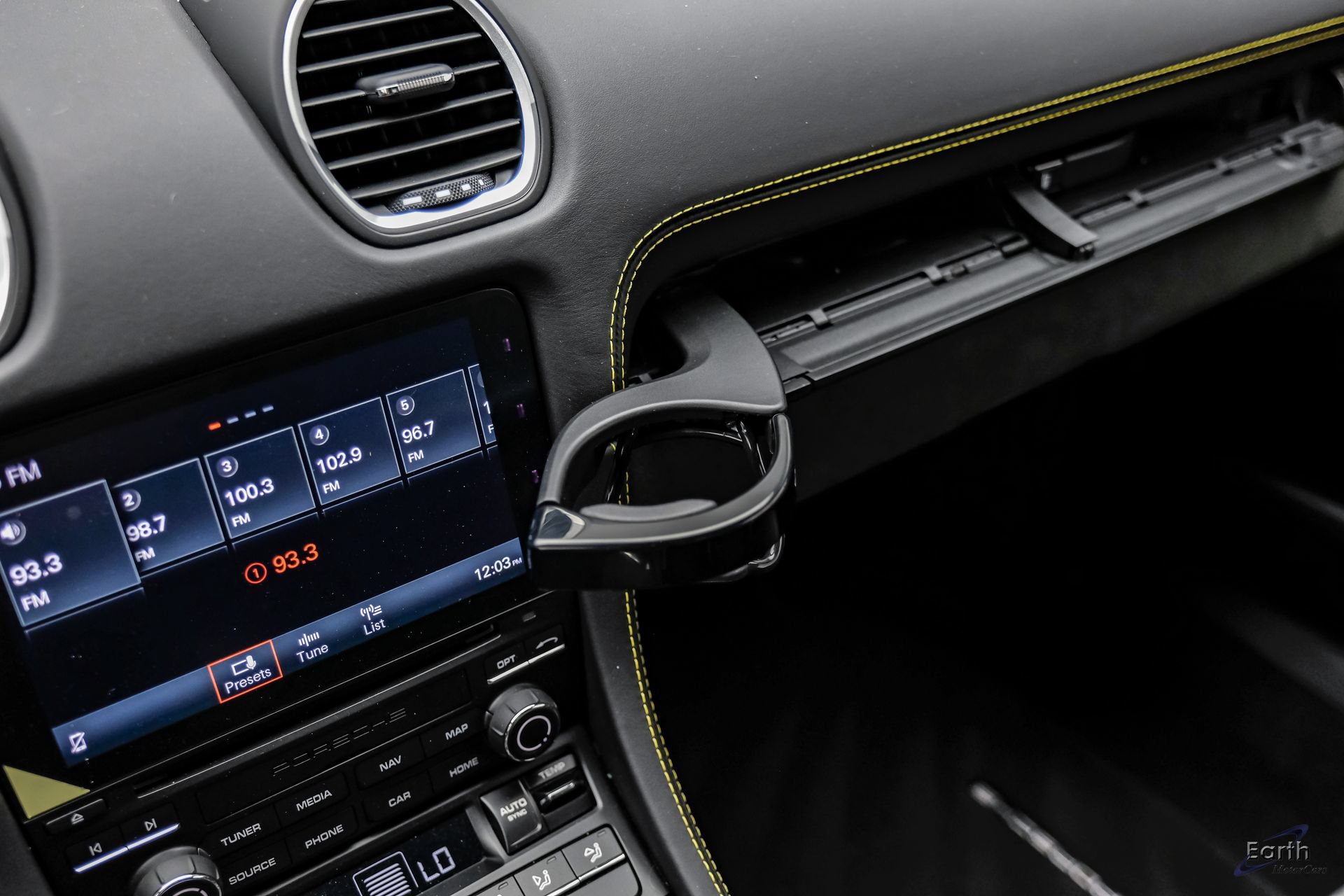 Used 2023 Porsche 718 Cayman GT4 RWD image 72