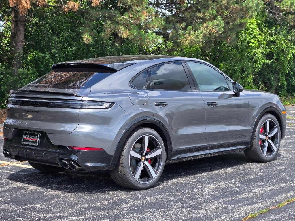 New 2025 Porsche Cayenne GTS image 7