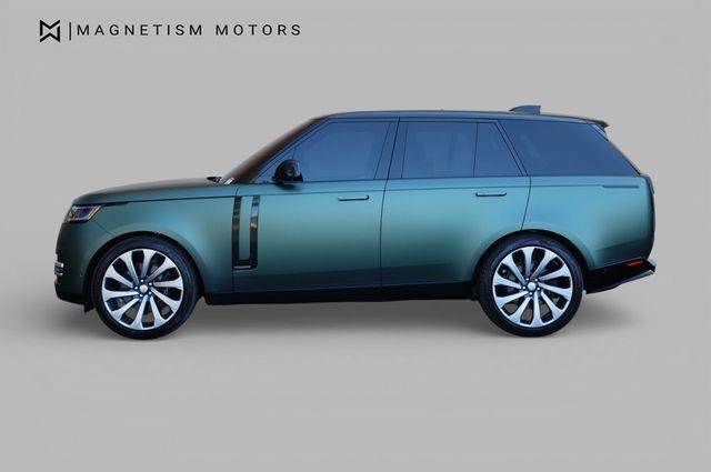 Used 2023 Land Rover Range Rover Autobiography AWD/4WD image 2