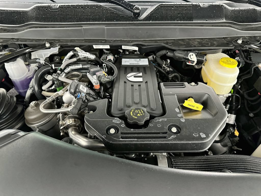 New 2026 RAM 3500 Tradesman AWD/4WD image 17